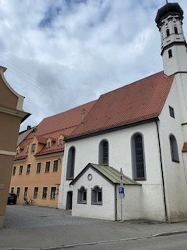 Sie finden uns unter neuer Adresse!